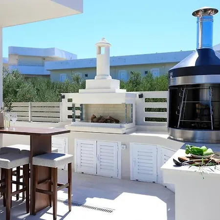 Villa Constantino With Heated Pool Kato Gouves Exterior photo