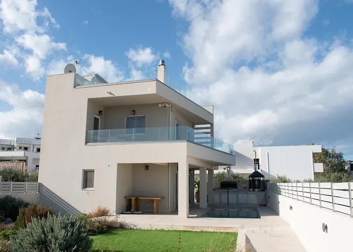 Villa Constantino With Heated Pool