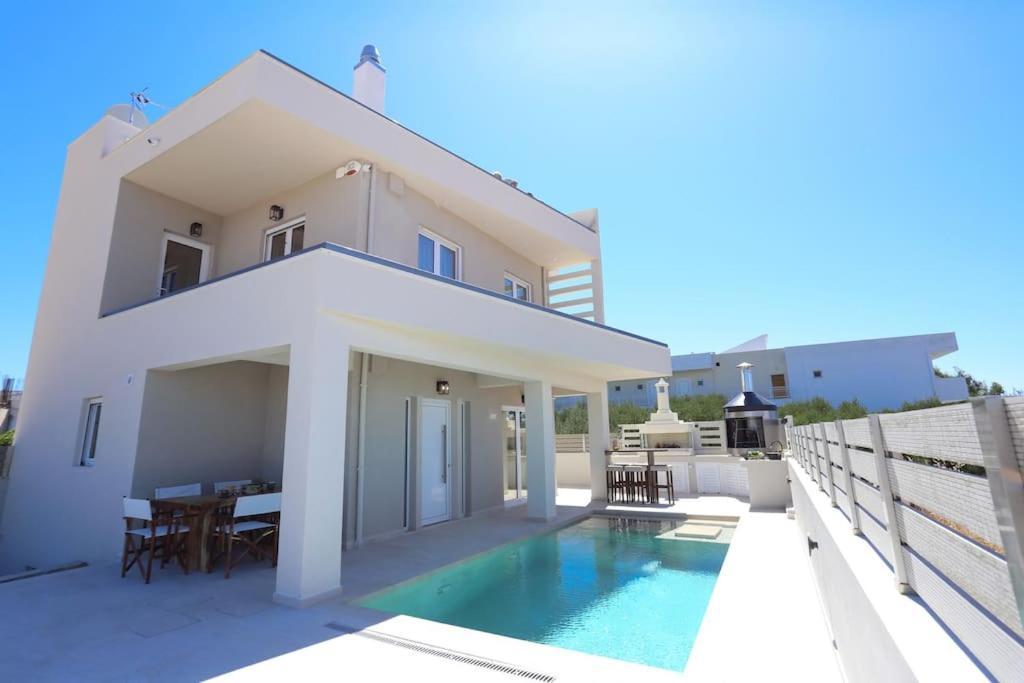 Villa Constantino With Heated Pool *