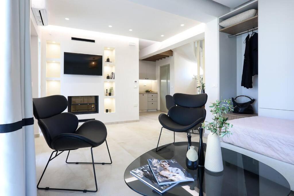Constantino With Heated Pool Villa *