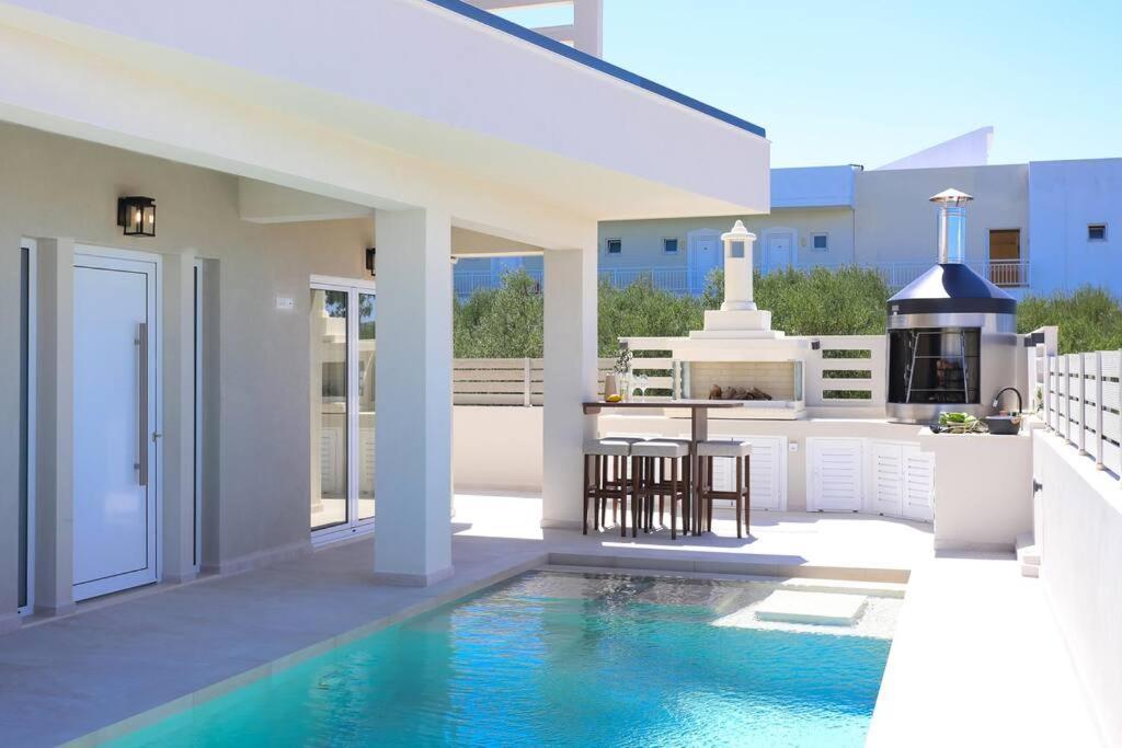 Constantino With Heated Pool Villa Kato Gouves